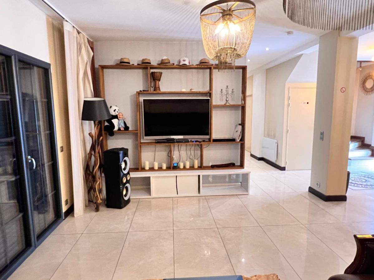Paris Luxury Guest House - Cdg Aeroport Roissy-en-France Luaran gambar